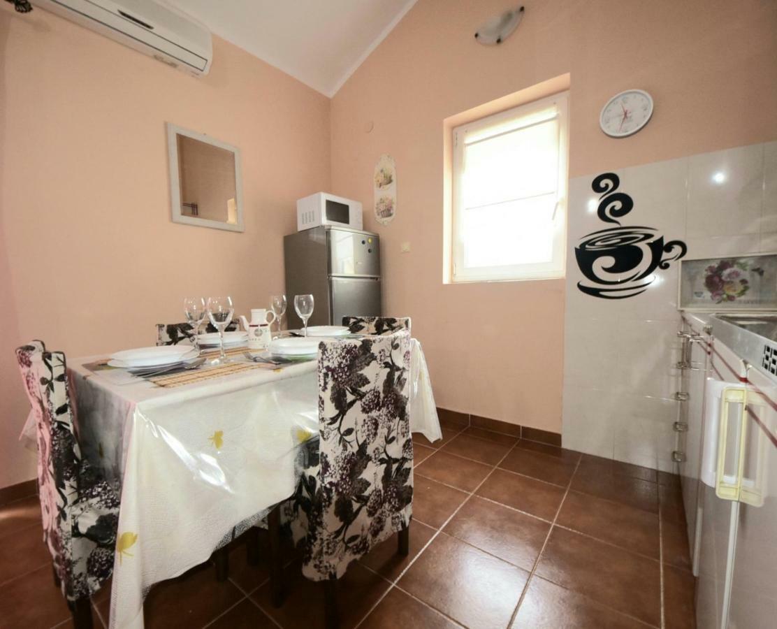 Apartman Milosevic Kotor Ngoại thất bức ảnh